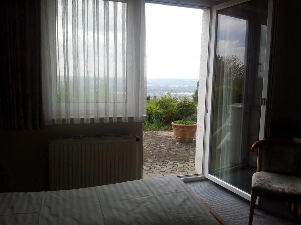 Zum Rebhang Bed & Breakfast Oestrich-Winkel Exterior photo