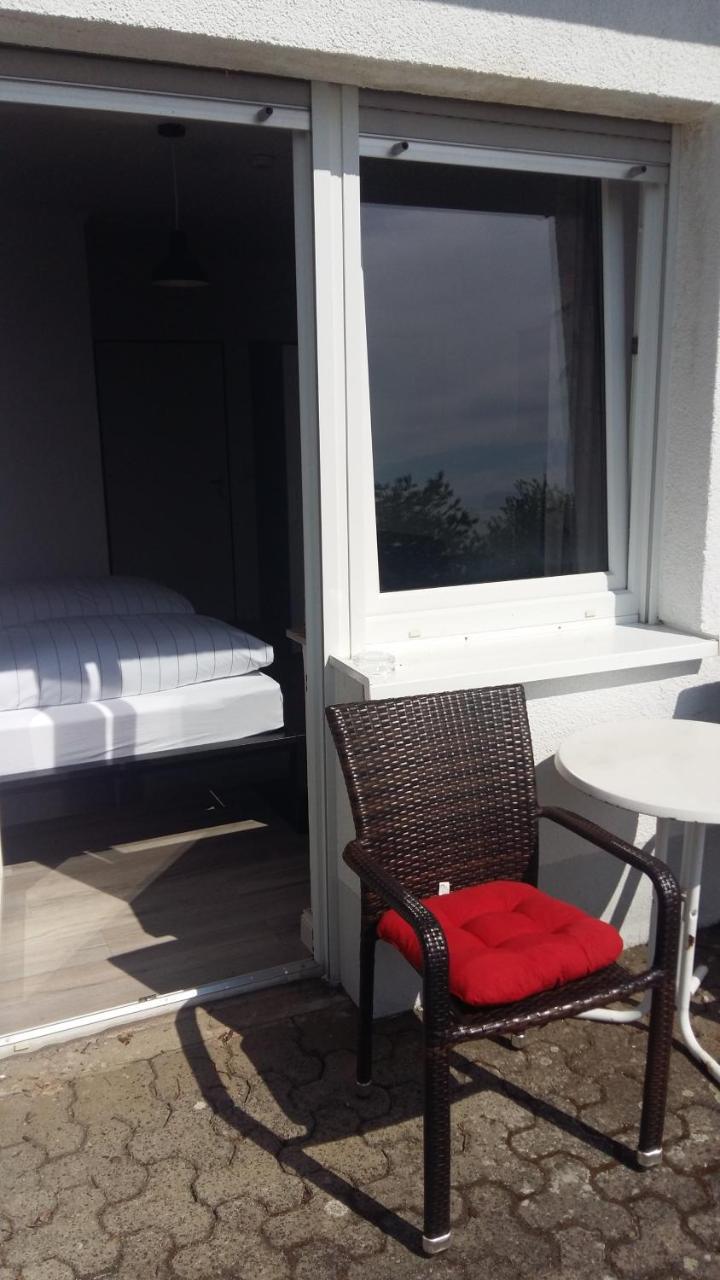 Zum Rebhang Bed & Breakfast Oestrich-Winkel Exterior photo